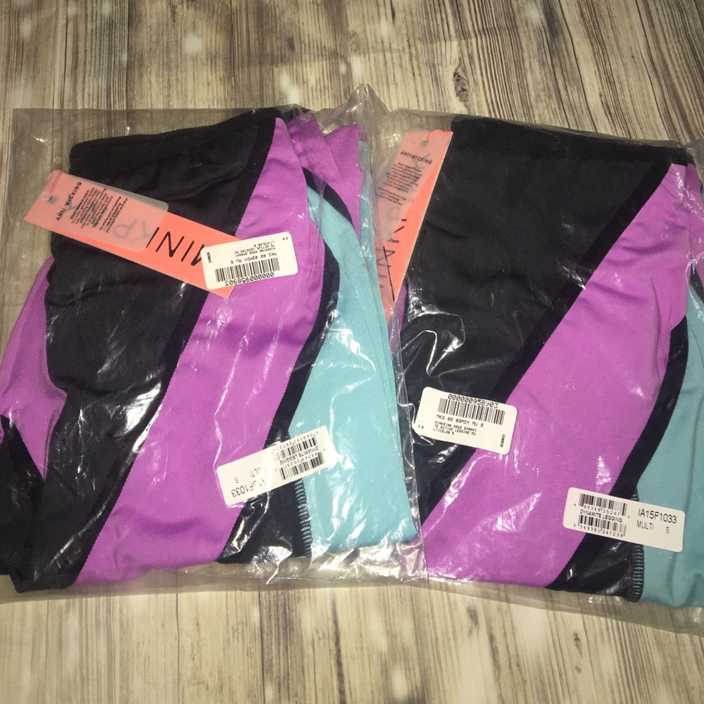 🆕Mink Pink Dynamite Leggings In Multi 3/4 - Picture 5 of 8