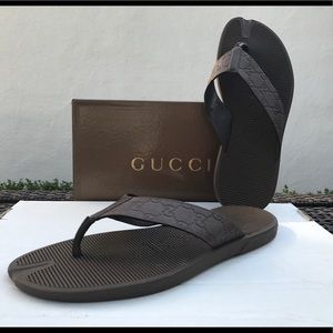 Gucci man's leather thong sandal