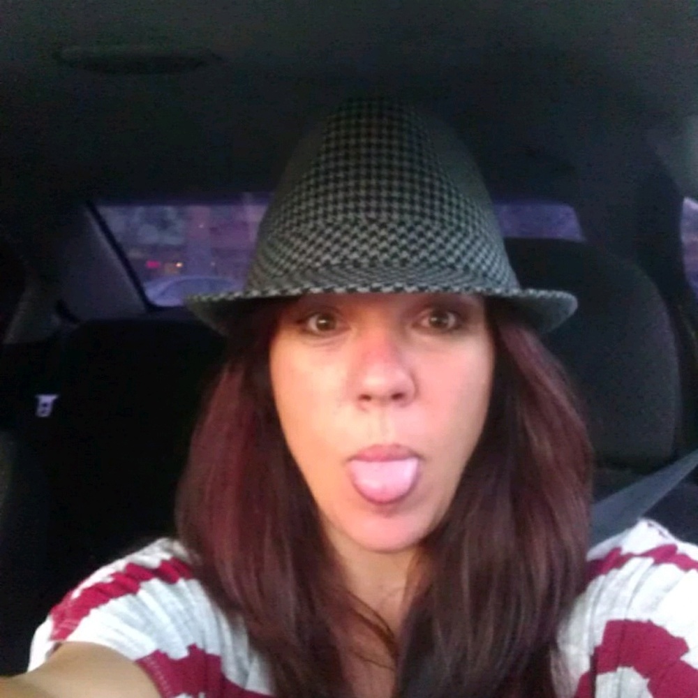 Meet your Posher, Sabrina