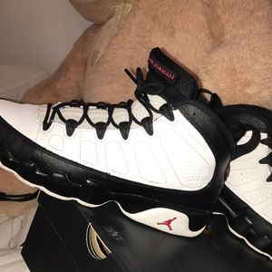 Air Jordan 9