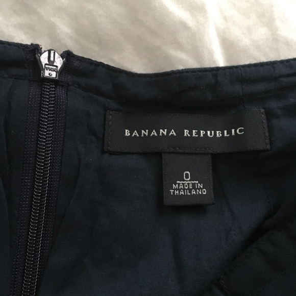 Banana Republic Navy Skirt - Picture 2 of 2