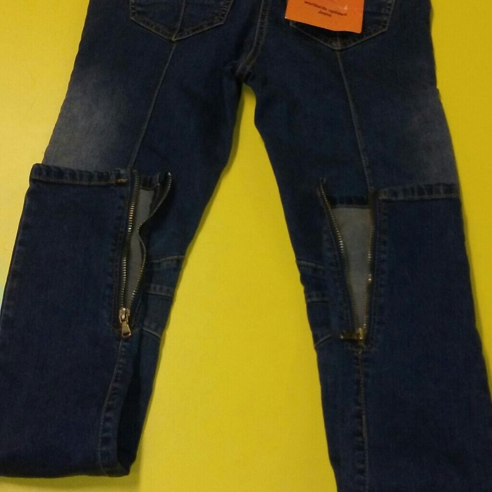 Jeans - Picture 2 of 2