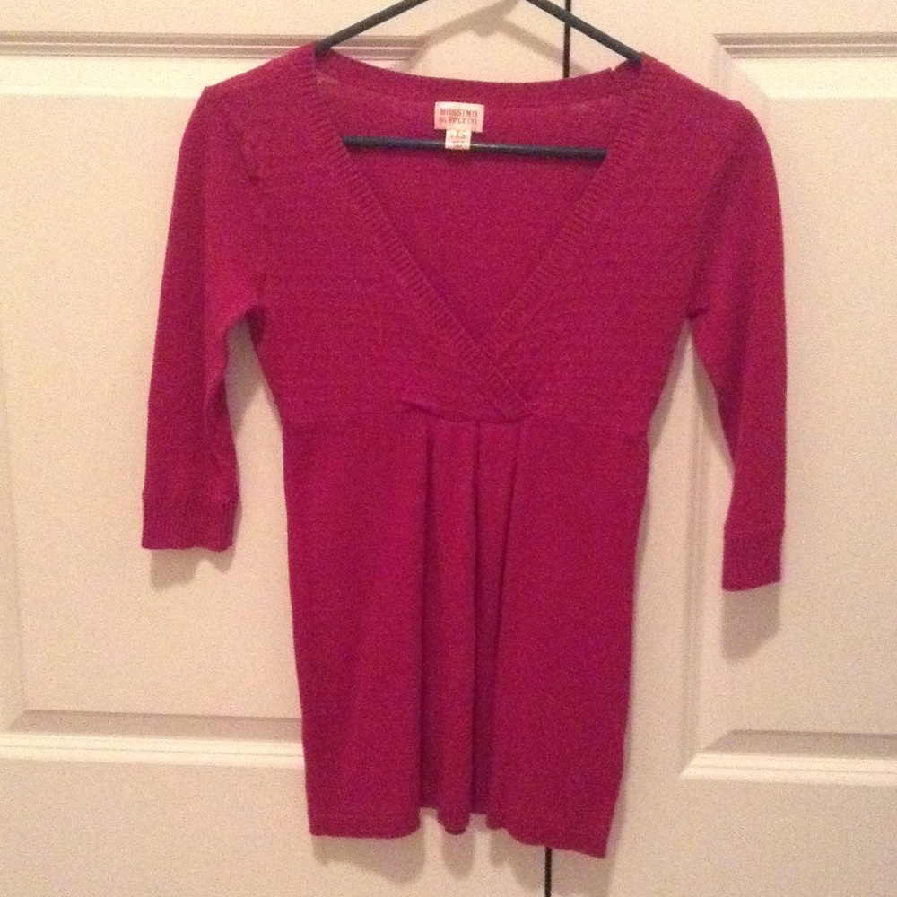 Burgundy 3 quarter sleeve shirt