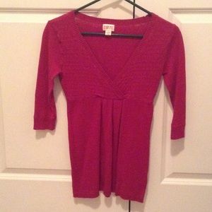 Burgundy 3 quarter sleeve shirt