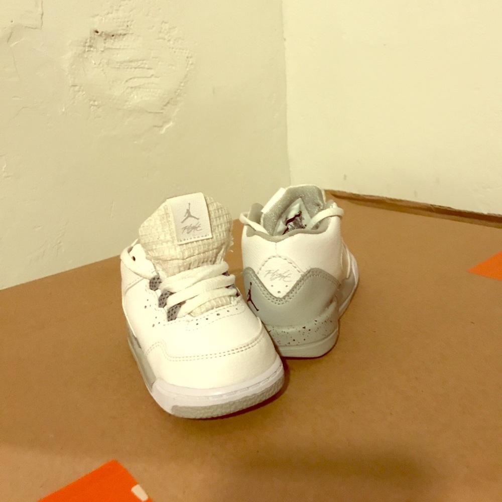 Jordans white and gray size 4 toddler worn once