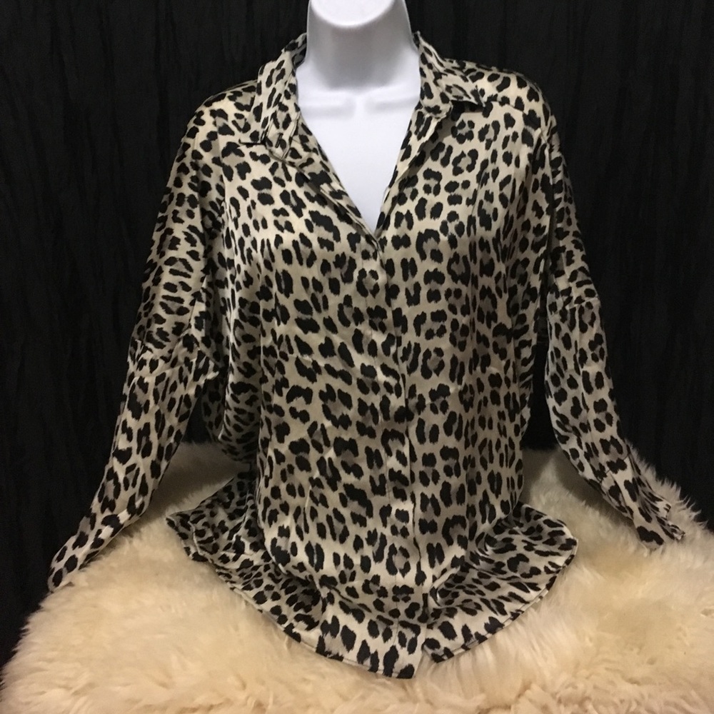 Satin leopard shirt