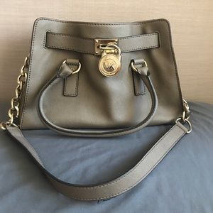 Michael kors taupe purse