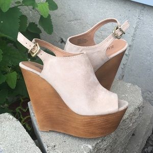 Zigi Soho Suede Open-Toe Tan Wedges (Size 6)(NWWT)