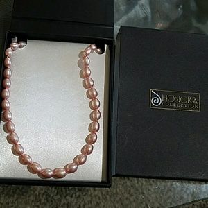 Pink pearl necklace