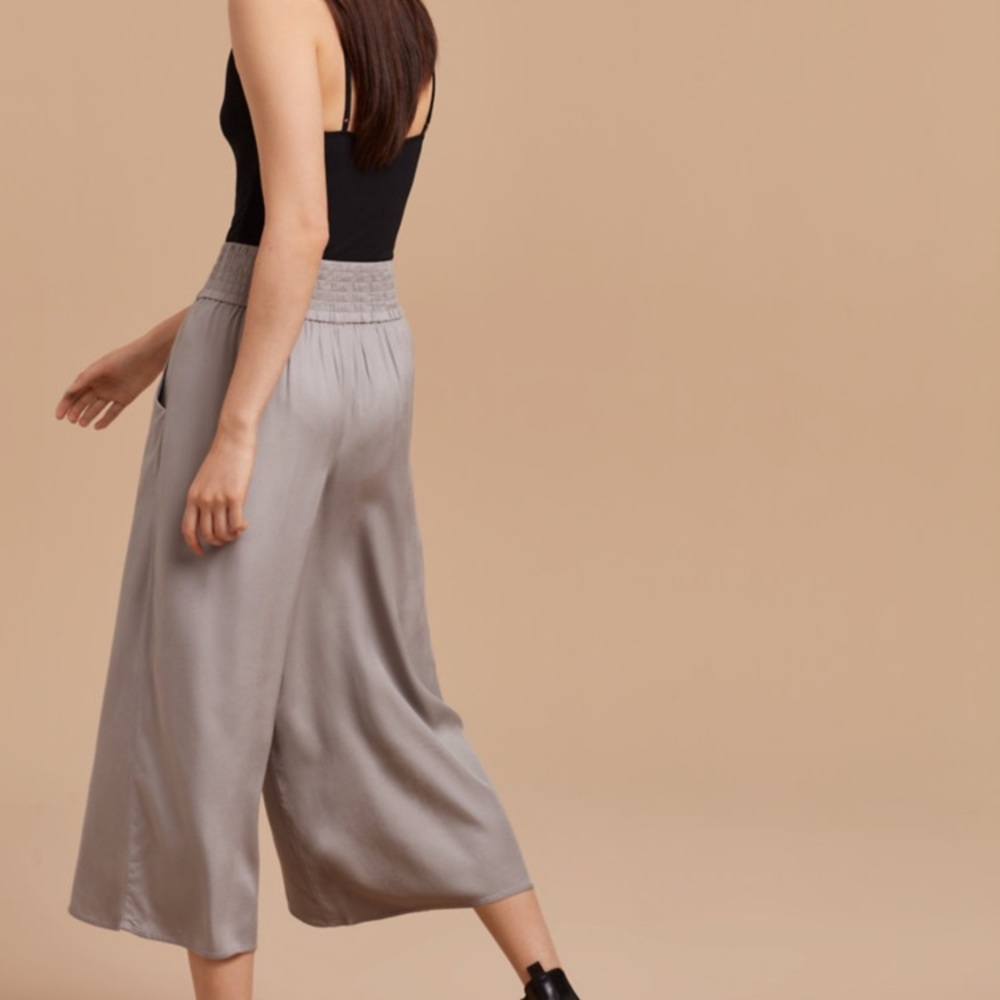 Aritzia Talula Sullivan Pant size S Ashen - Picture 3 of 5