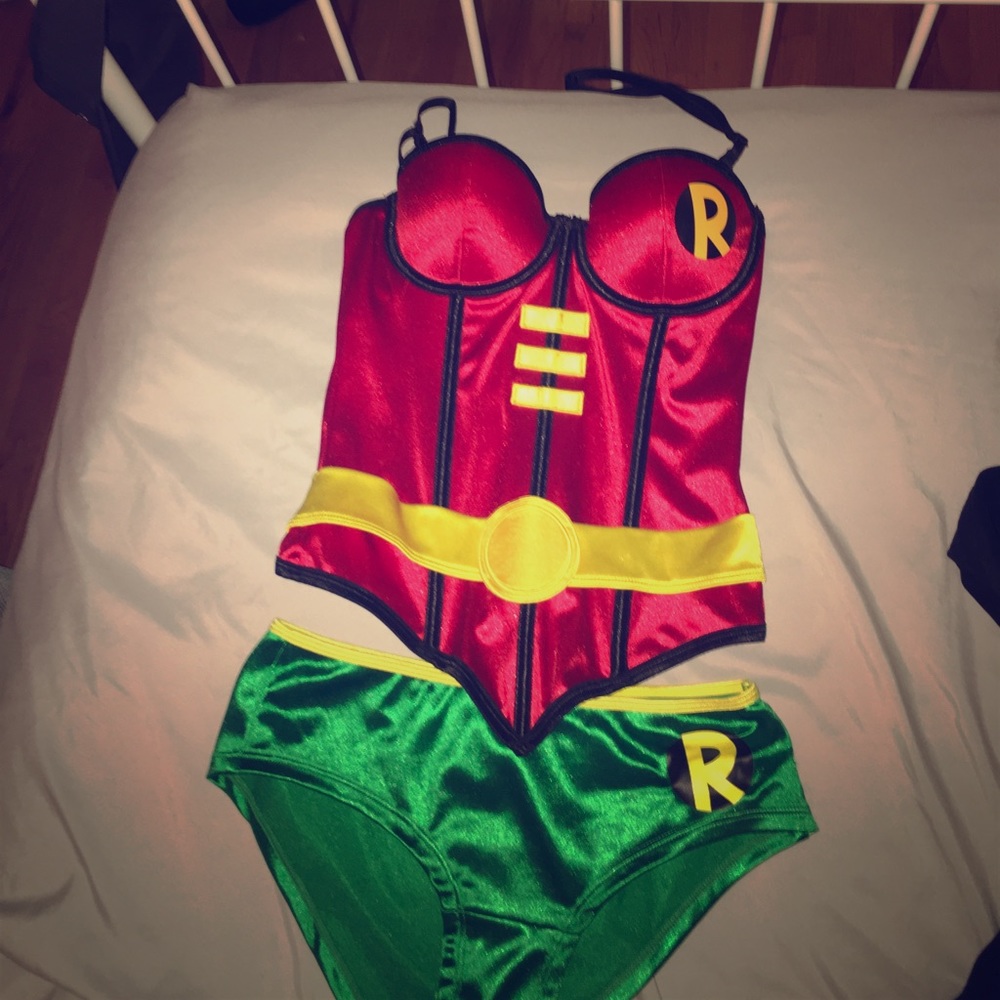 Robin lingerie set