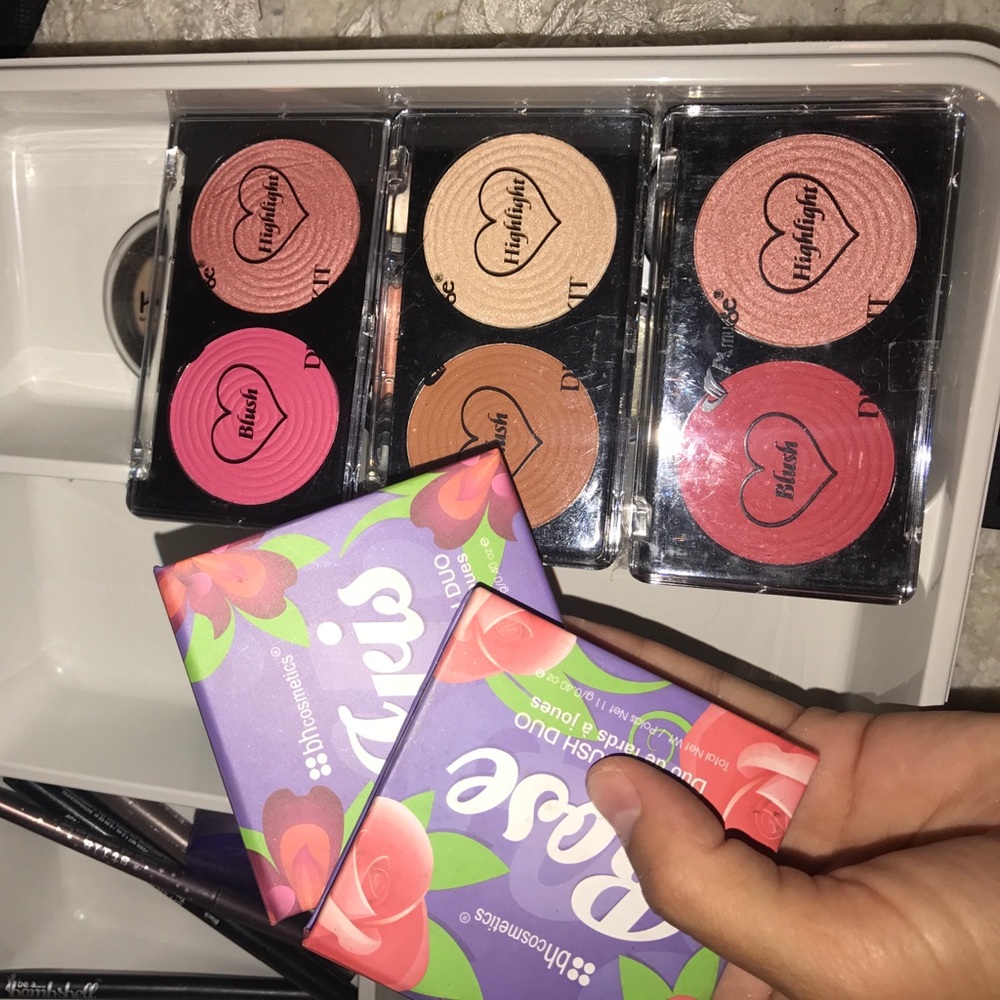 BUNDLE: blush, highlight and bronzer!