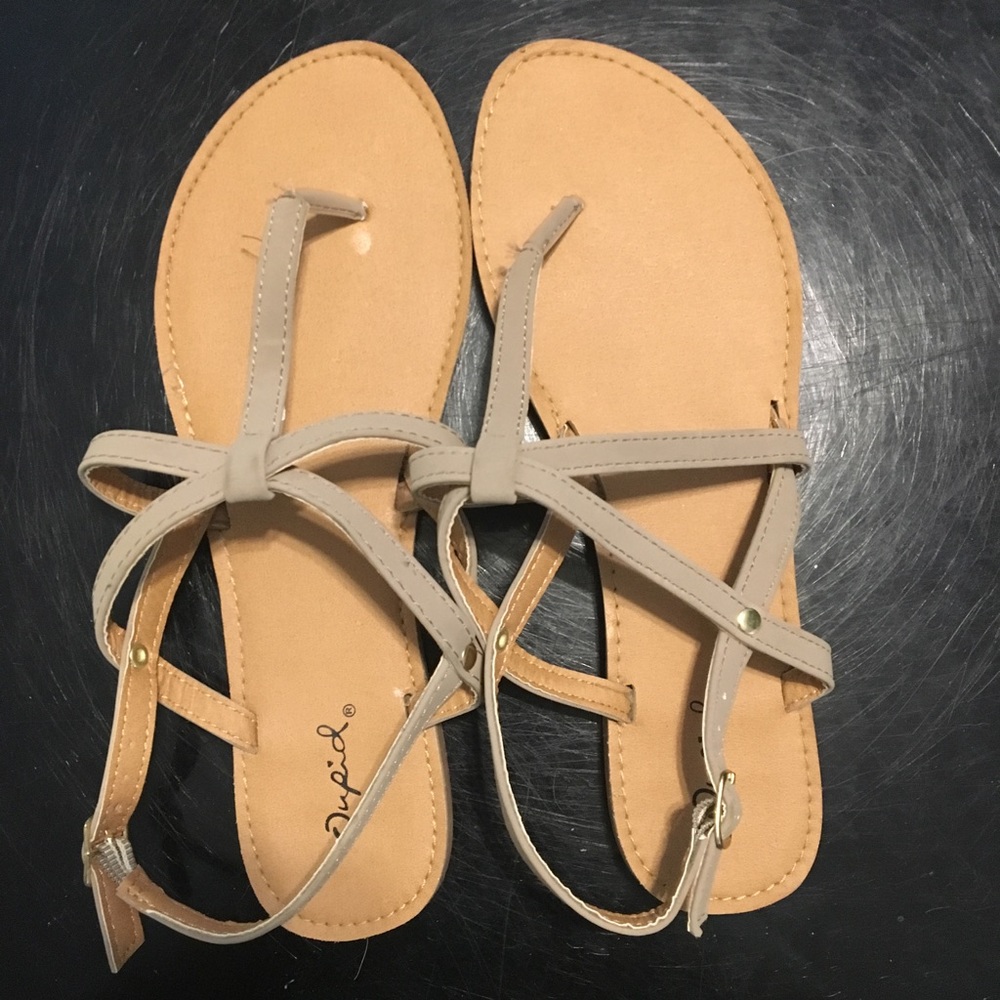 Size 8 nude sandals