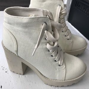 ▪️▫️CHUNKY H & M platform winter canvas boot ▫️▪️