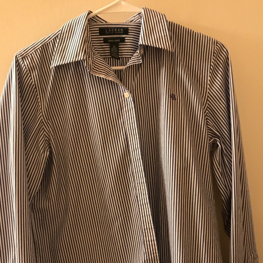 Women's size M  Ralph Lauren. NWOT