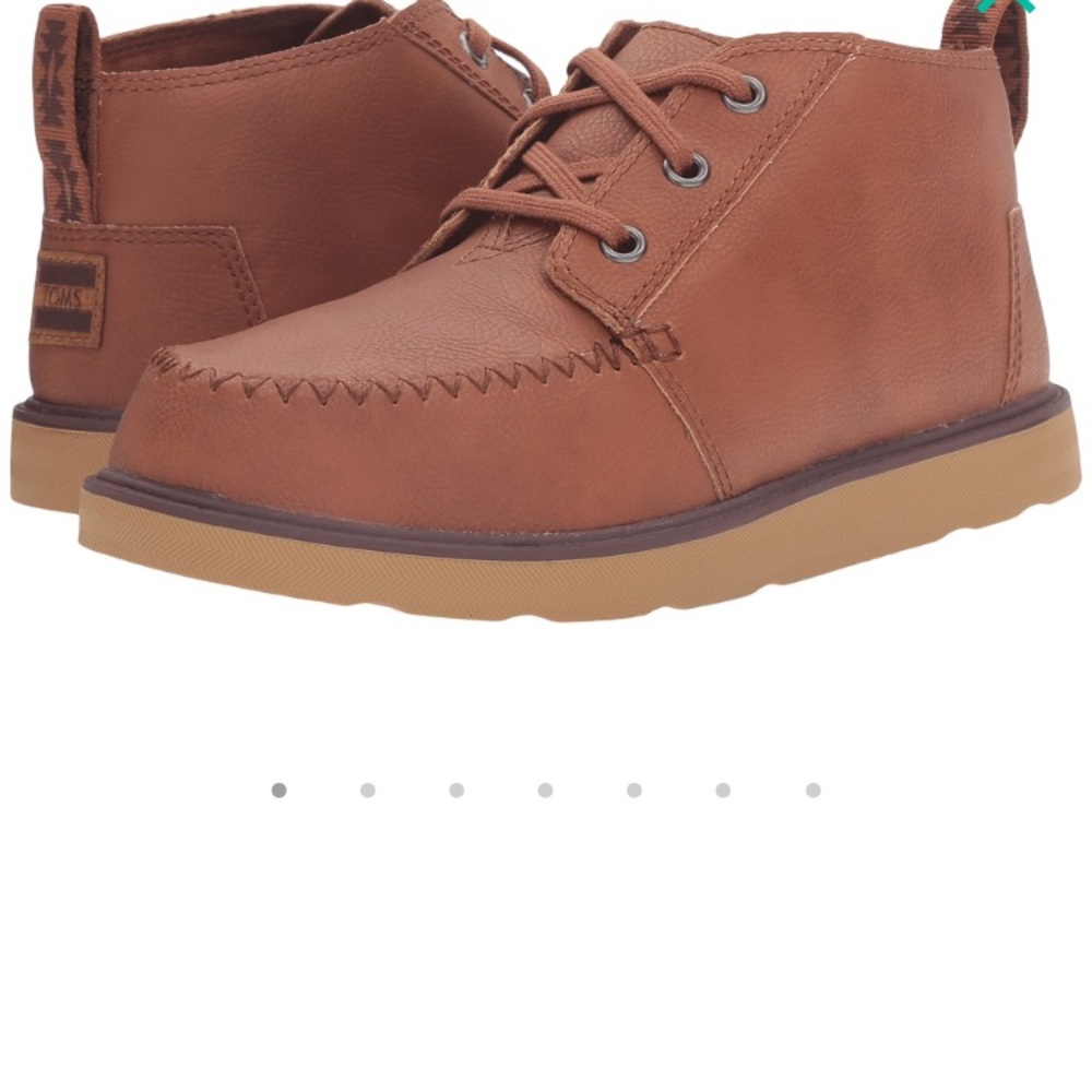 Toms Funtime kids Chukka boot. Gently used.