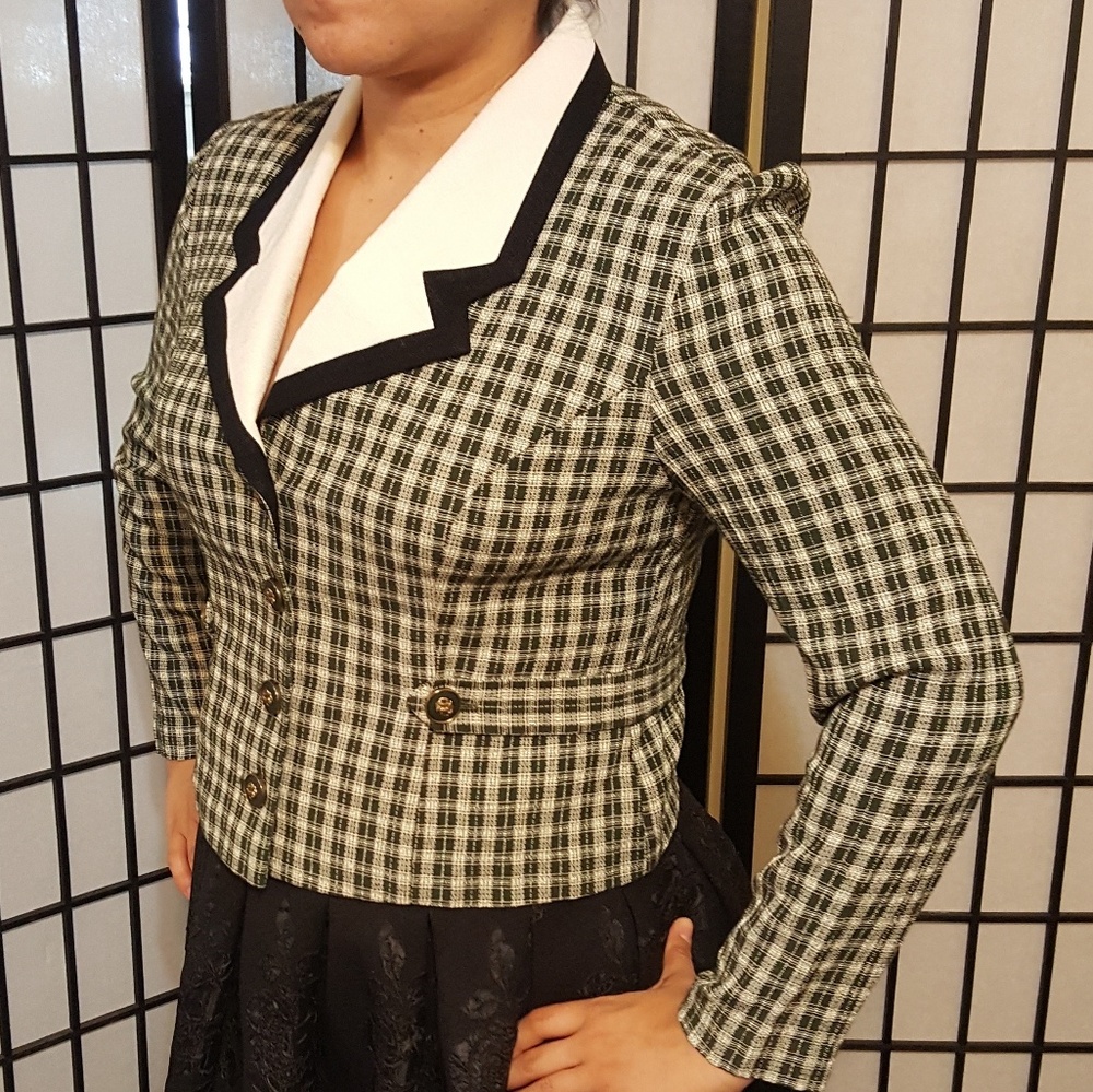 Vintage Petite Perceptions by Irene B - Picture 3 of 6