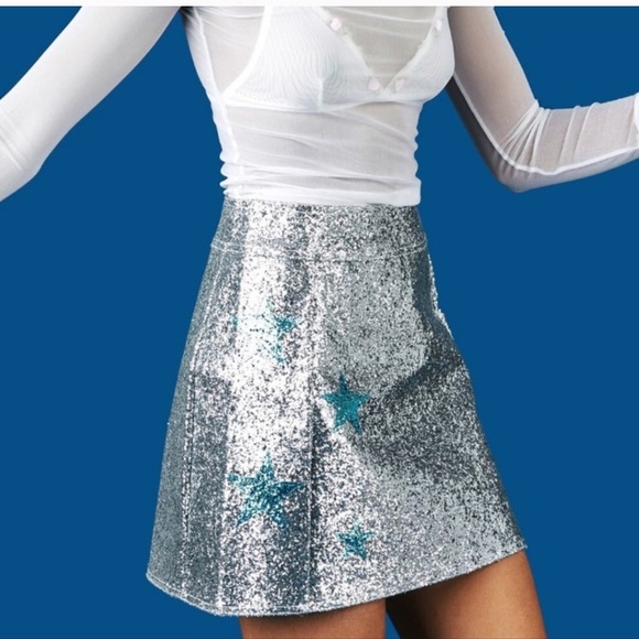 ❌sold NWTS unif comet skirt small - Picture 2 of 8