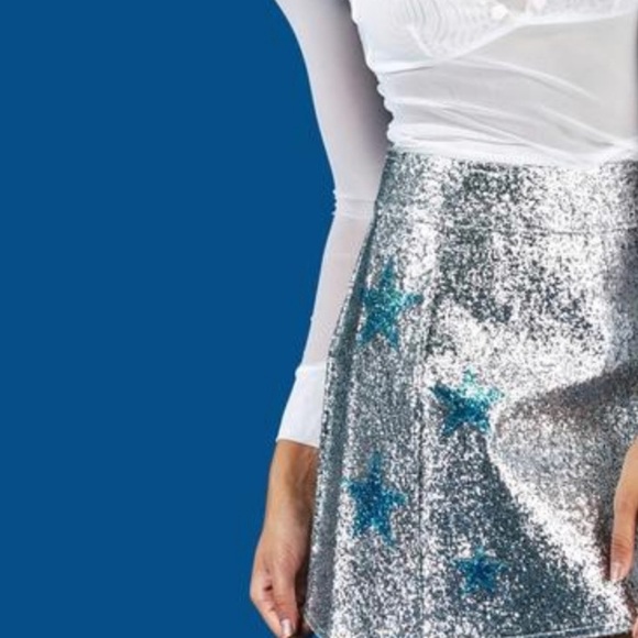 ❌sold NWTS unif comet skirt small - Picture 4 of 8