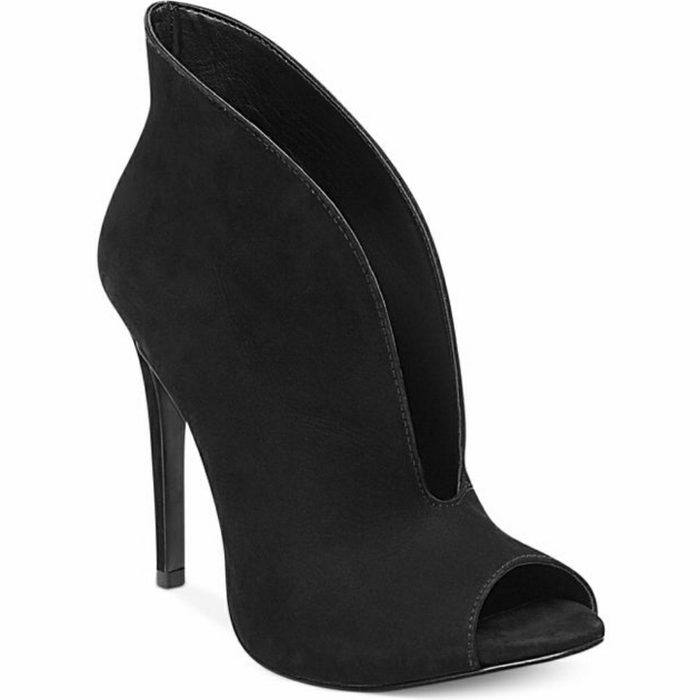 Steve Madden Stellth  Suede Bootie