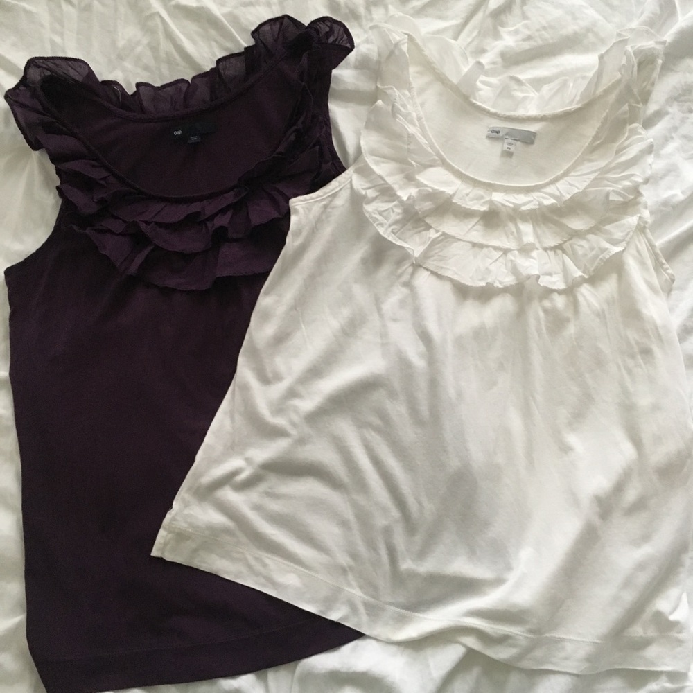 Lot of 2 GAP Ruffle Tanks