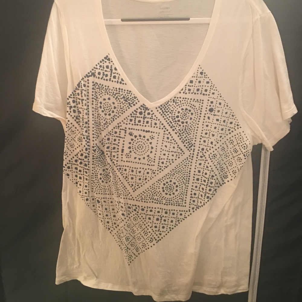 Old navy v-necks