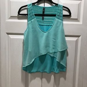 Jessica Simpson Turquoise flowy tank