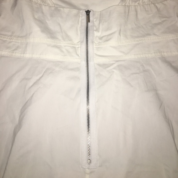 BCBG Maxazria TOp - Picture 5 of 5