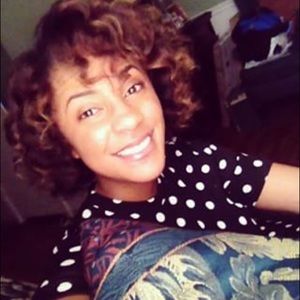 Meet your Posher, Camile