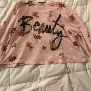 Beauty cropped sweater