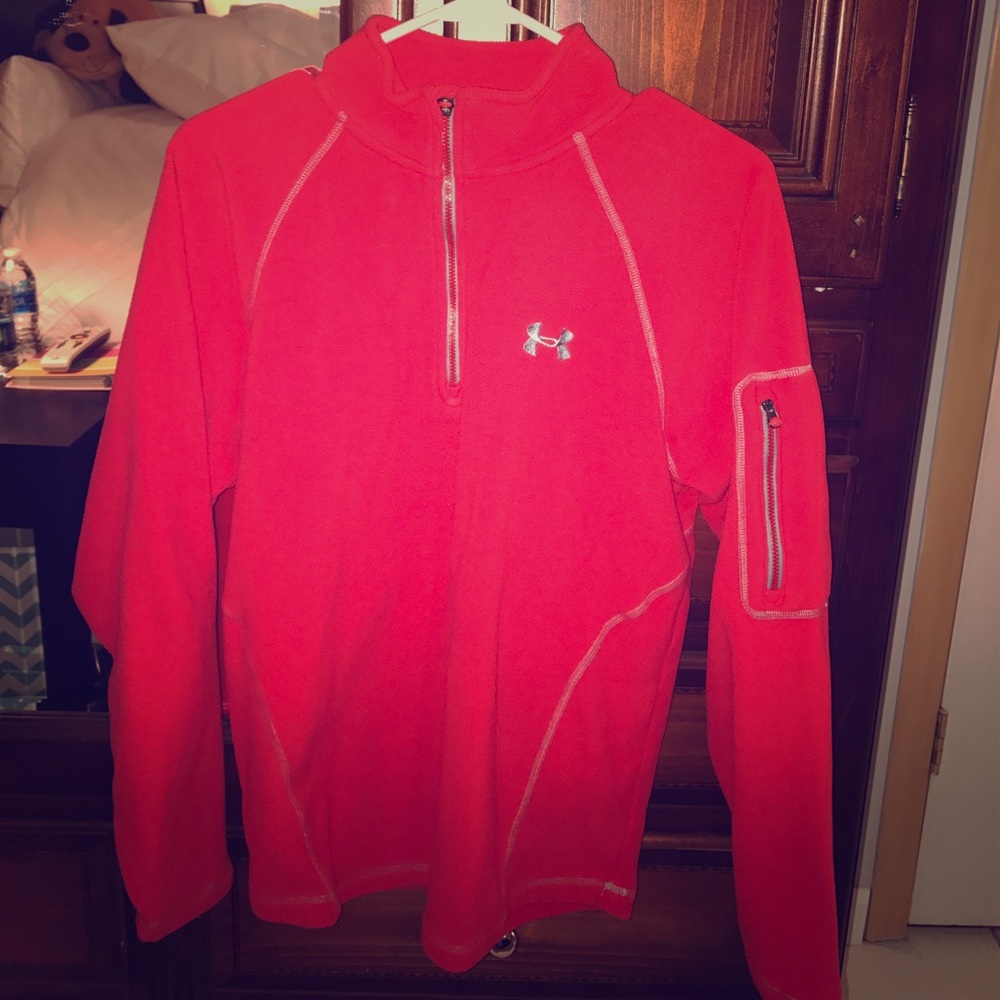 Under Armour pullover