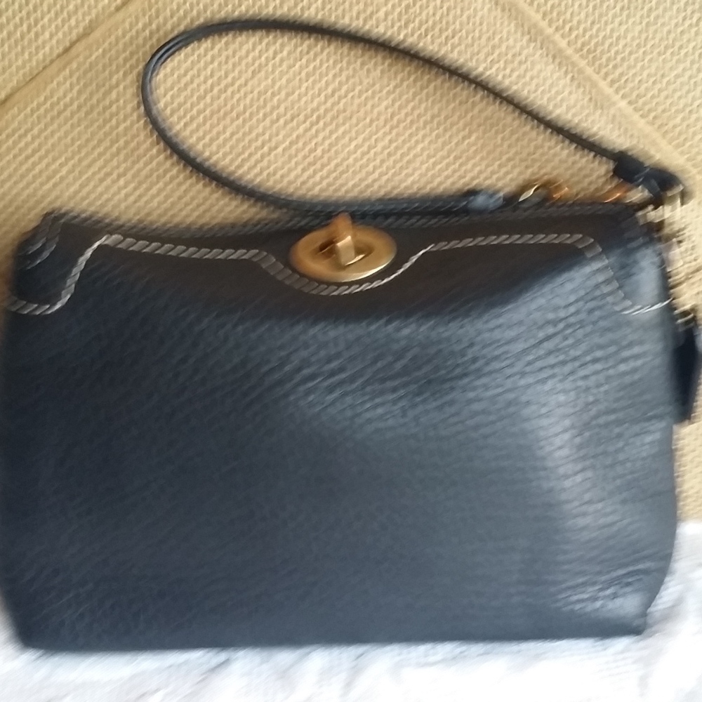Coach Chelsea Black Wristlet Turnkey GUC