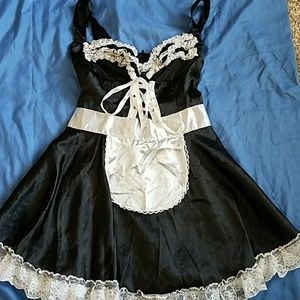 NWOT Women's maid costume
