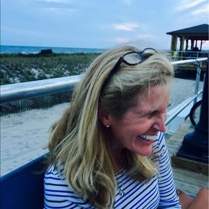 Meet your Posher, Clare