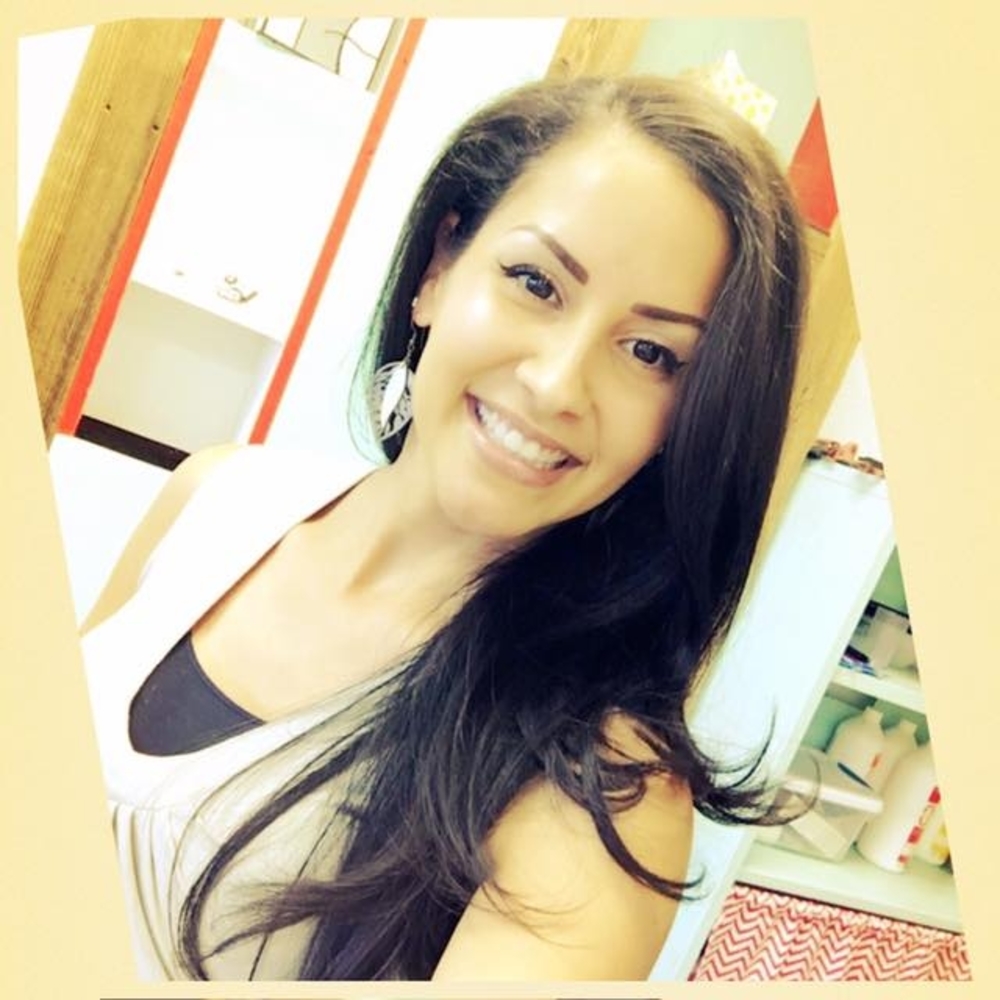 Meet your Posher, Yvonne