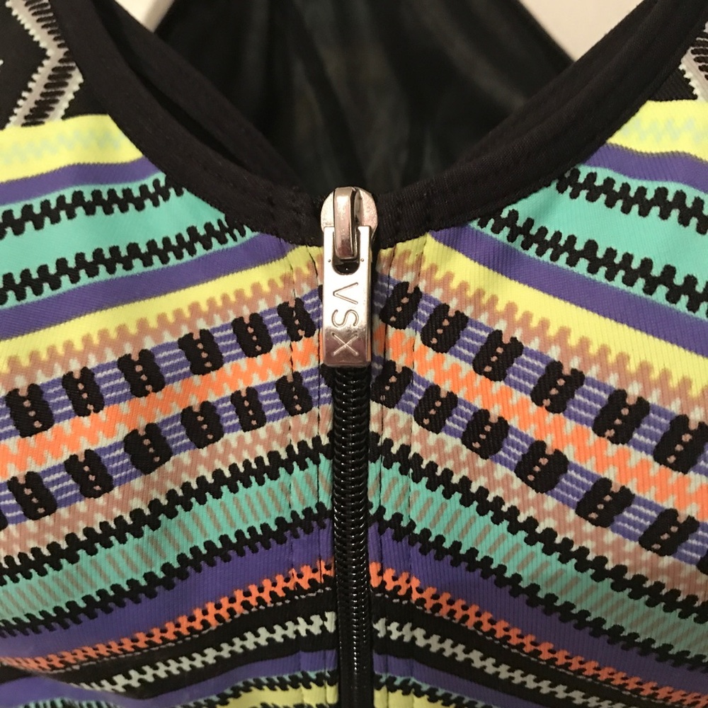 Victoria Secret sports bra (VSX Sport) 34C