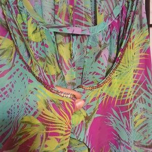 Jennifer Lopez sheer tropical cold shoulder Hi-Low