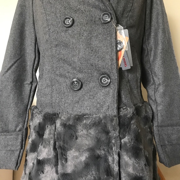 Faux Fur Peacoat - Picture 4 of 6