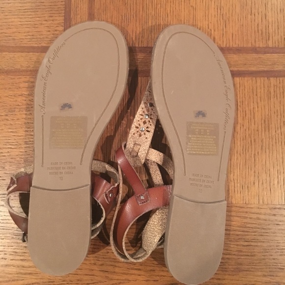 American Eagle sandals - Picture 2 of 4
