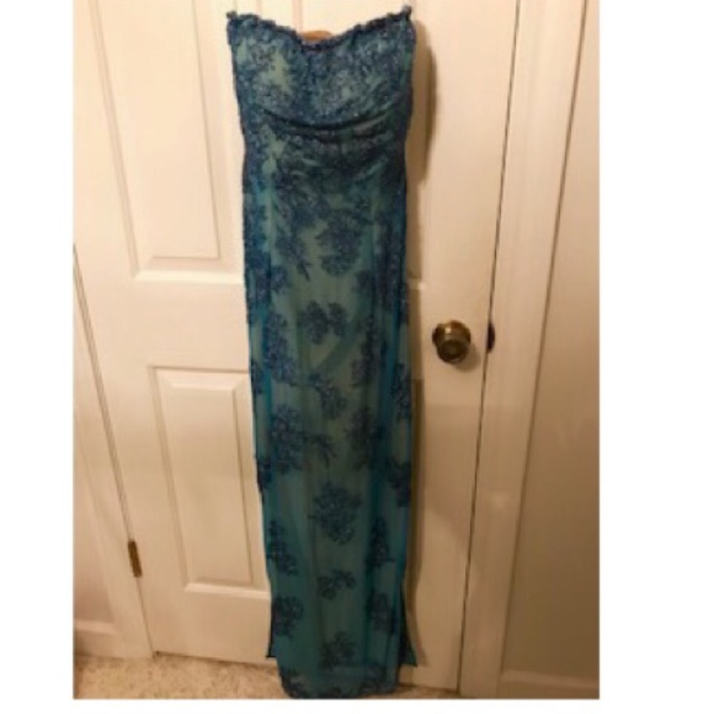 Andretta Donatelle Silk Beaded Evening Dress