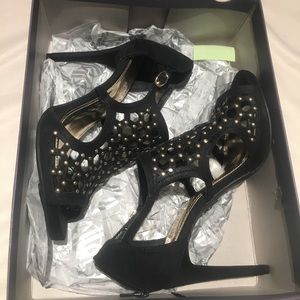 Black and gold JLO heels size 7.5 never worn