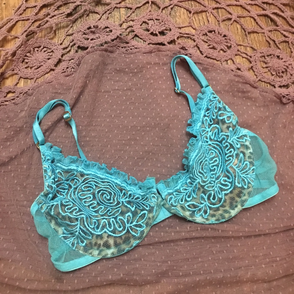 •• Very Sexy VS Bra ••