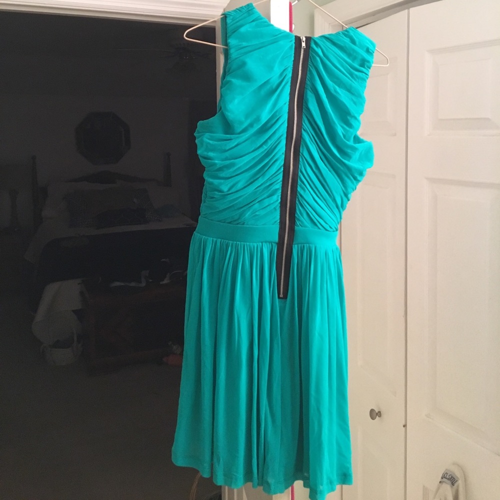 Topshop green dress with cutout  new with tags 4 - Picture 4 of 4