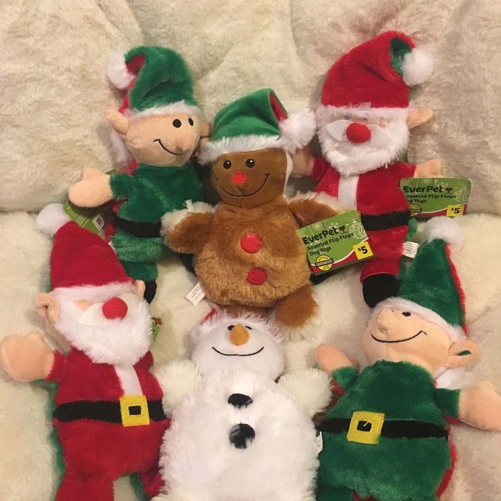 ⭕️⭕️⭕️SOLD⭕️⭕️⭕️6 PIECE HOLIDAY PET TOY BUNDLE SET
