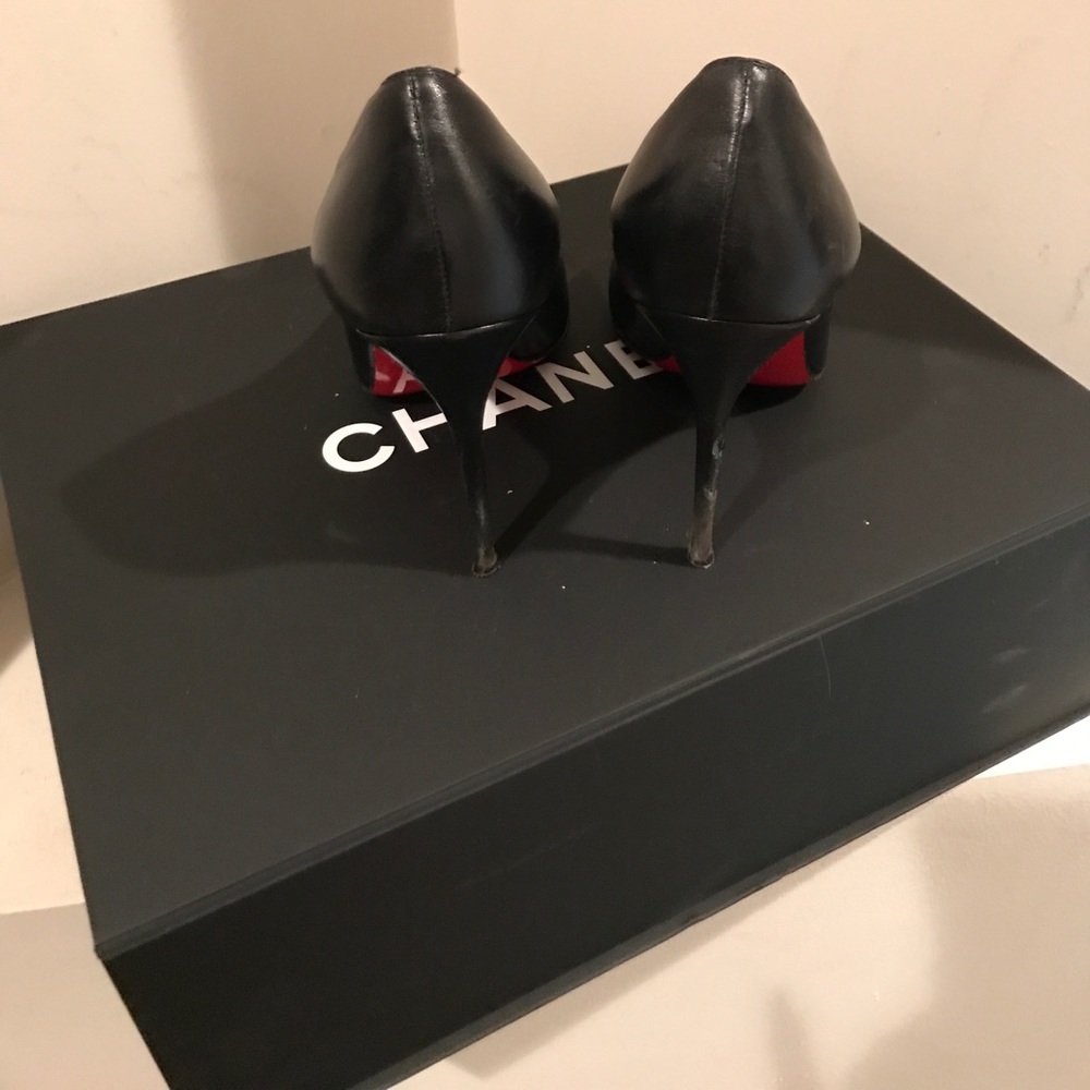 Pumps - Picture 3 of 3