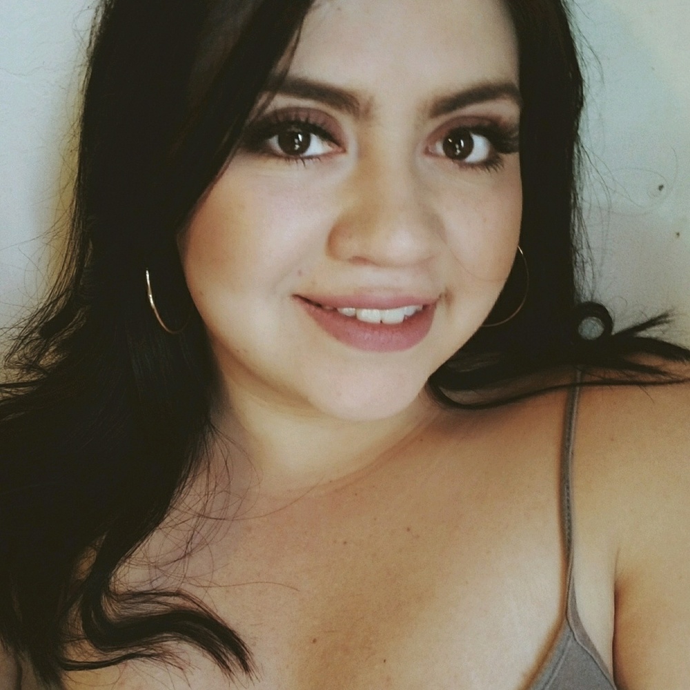 Meet your Posher, Yara