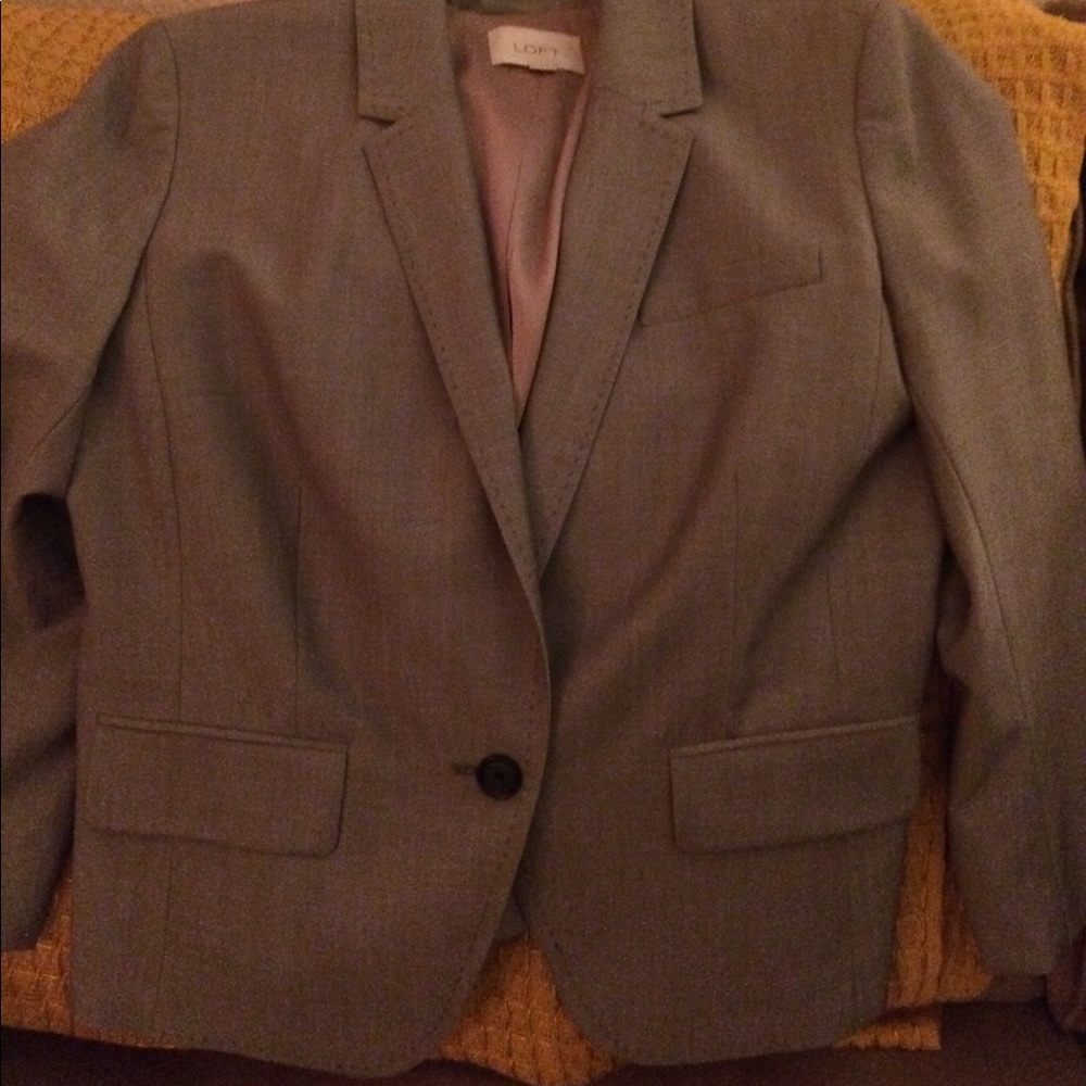Sale!!! 💥💥💥 Ann Taylor short jacket