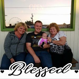 Meet your Posher, Lori