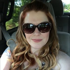 Meet your Posher, Alisha