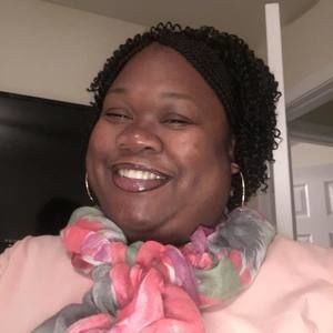 Meet your Posher, Latasha
